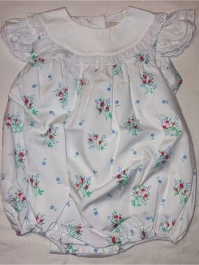 The Beaufort Bonnet Co Franny Bea Bubble with self tie belt sz 12-18 months NWT
